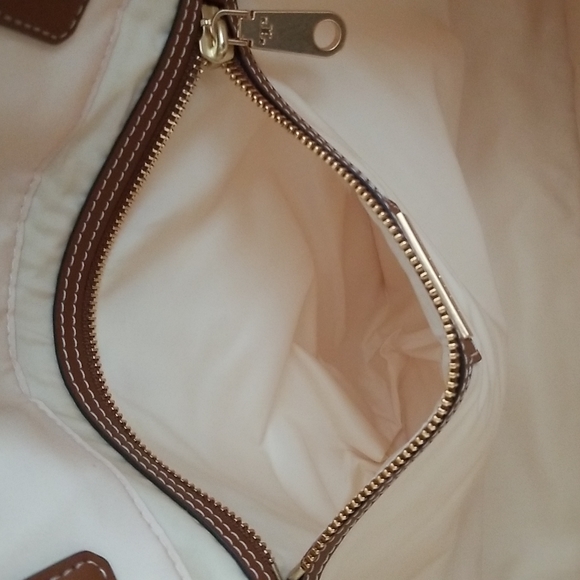 New Tory Burch Ella Printed Tote - Picture 10 of 13